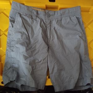 🚨Columbia men's shorts size 32 (T10)